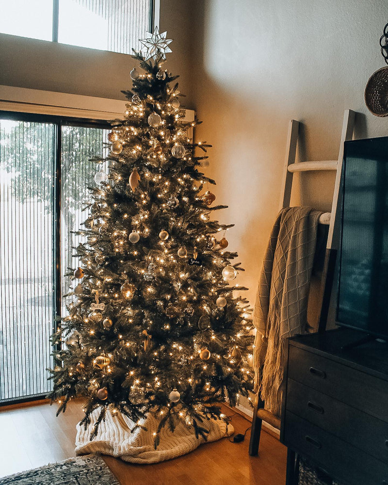 7.5' Alpine Fir Artificial Christmas Tree 800 Warm White Led Lights