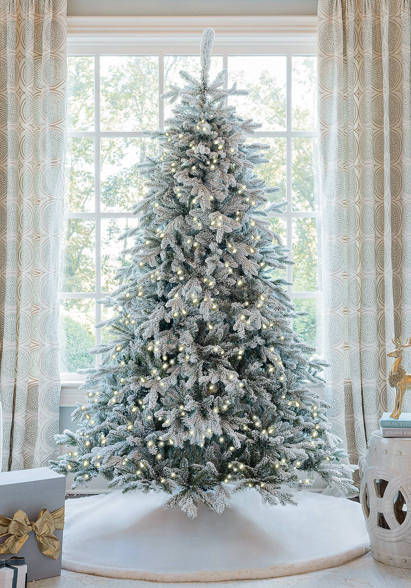 7.5' Queen Flock® Artificial Christmas Tree with 800 Warm White LED Lights